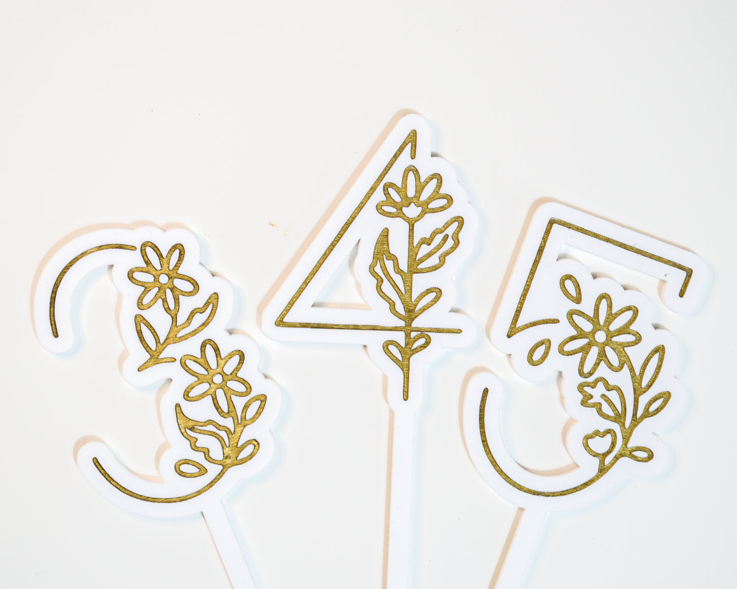 Daisy Number Cake Topper
