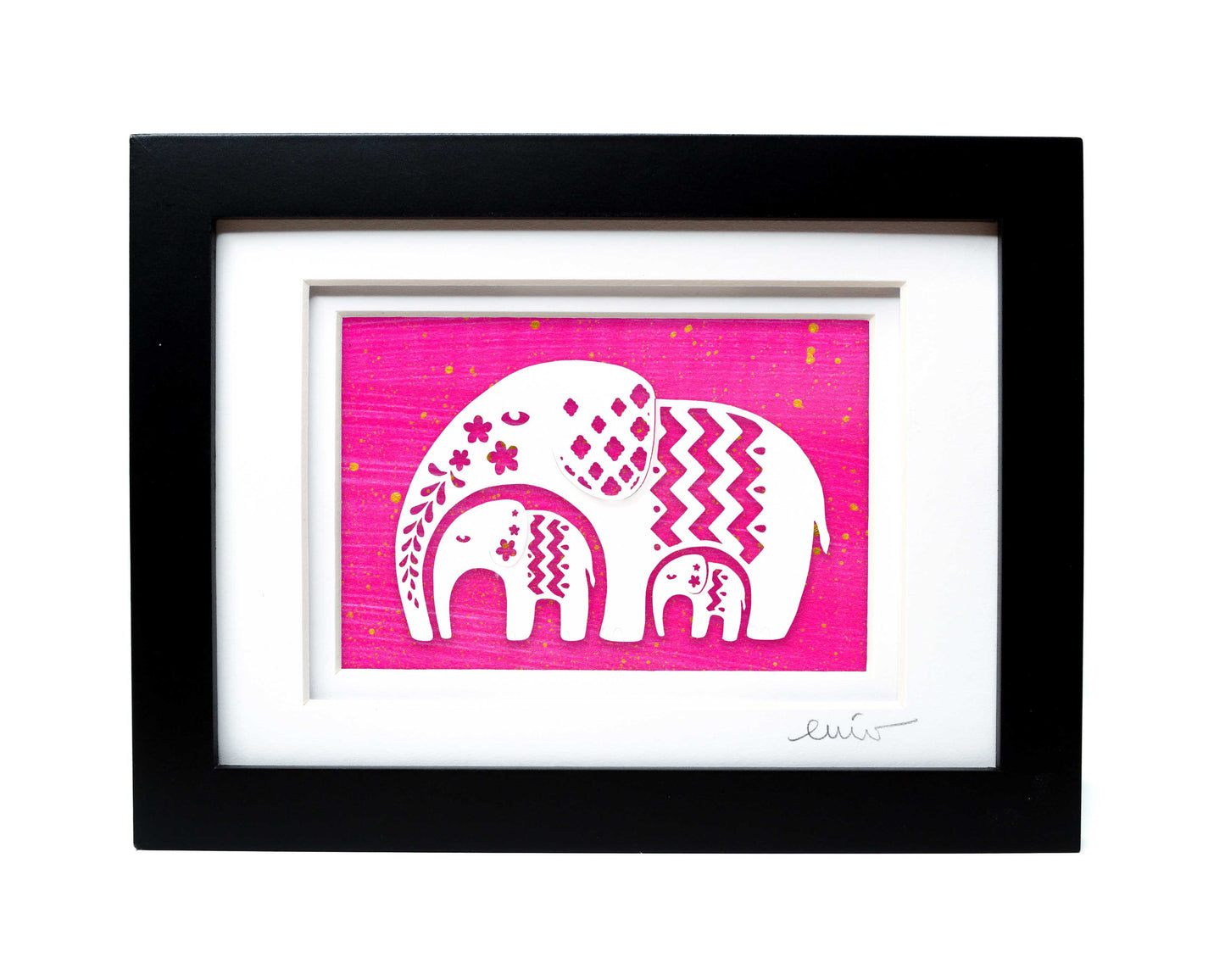 Elephant and Two Baby Pattern Papercut