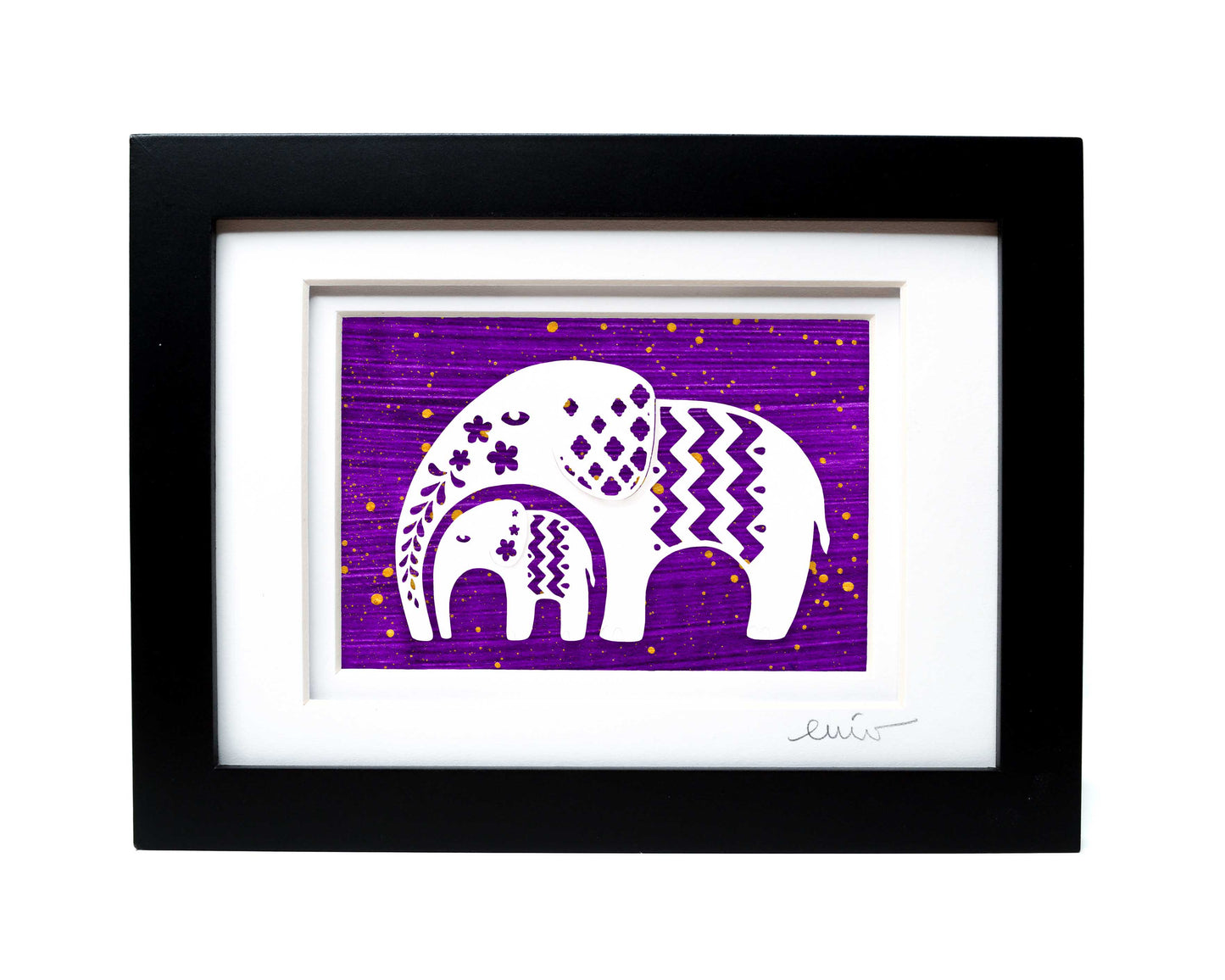 Elephant and Baby Pattern Papercut