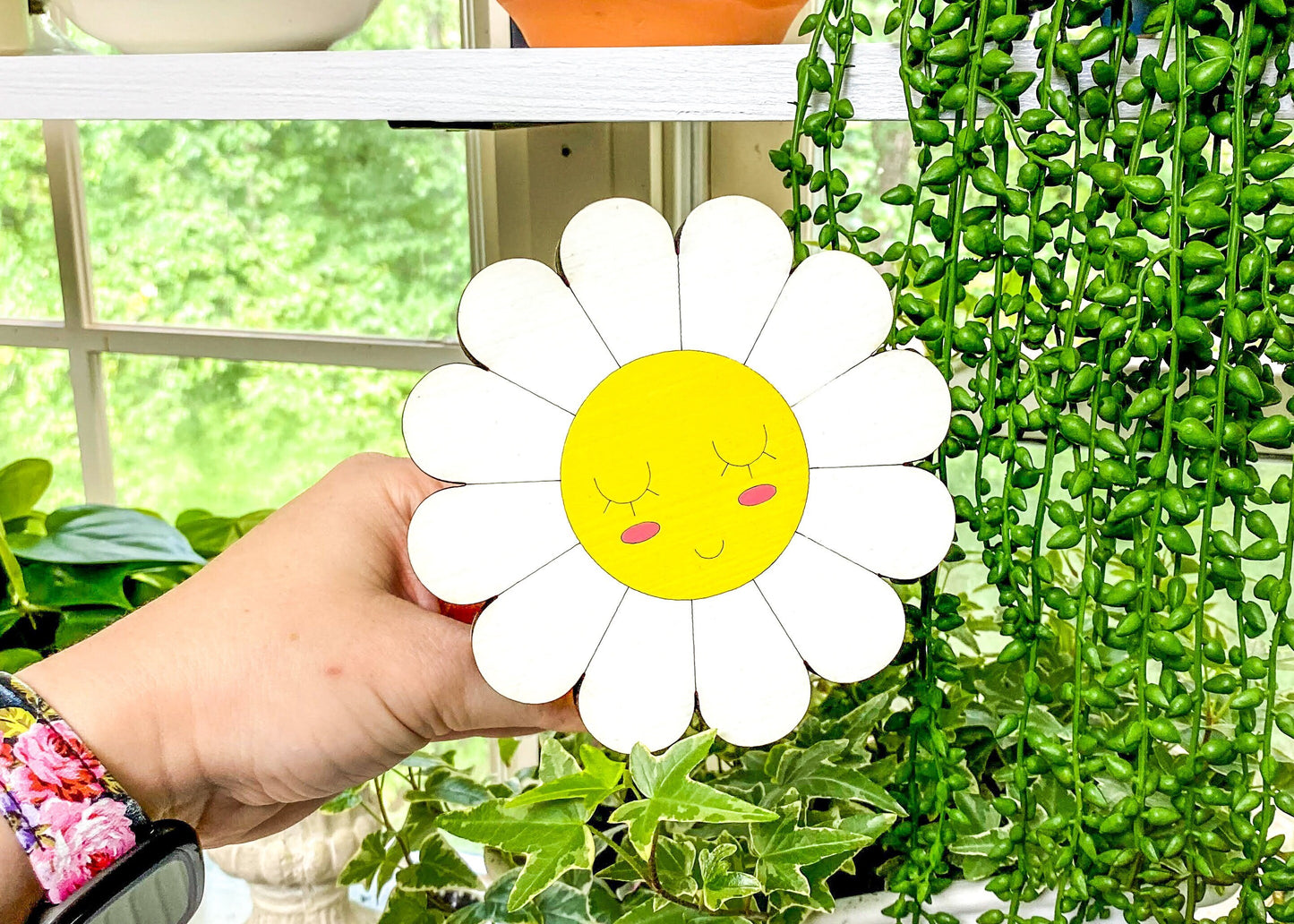 Daisy Plant Stand